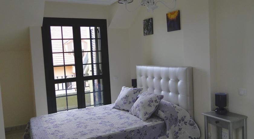 Apartamentos El Pinedo Noja Bilik gambar