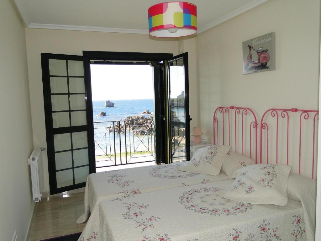 Apartamentos El Pinedo Noja Bilik gambar